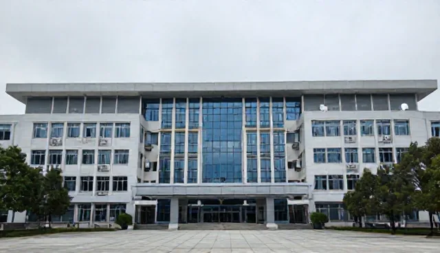 专题页面设计如何避免信息更新中的常见误区?