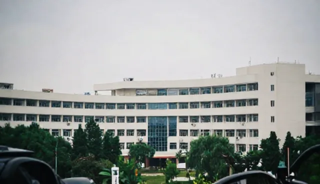 企业推广服务：覆盖性能与适用条件分析